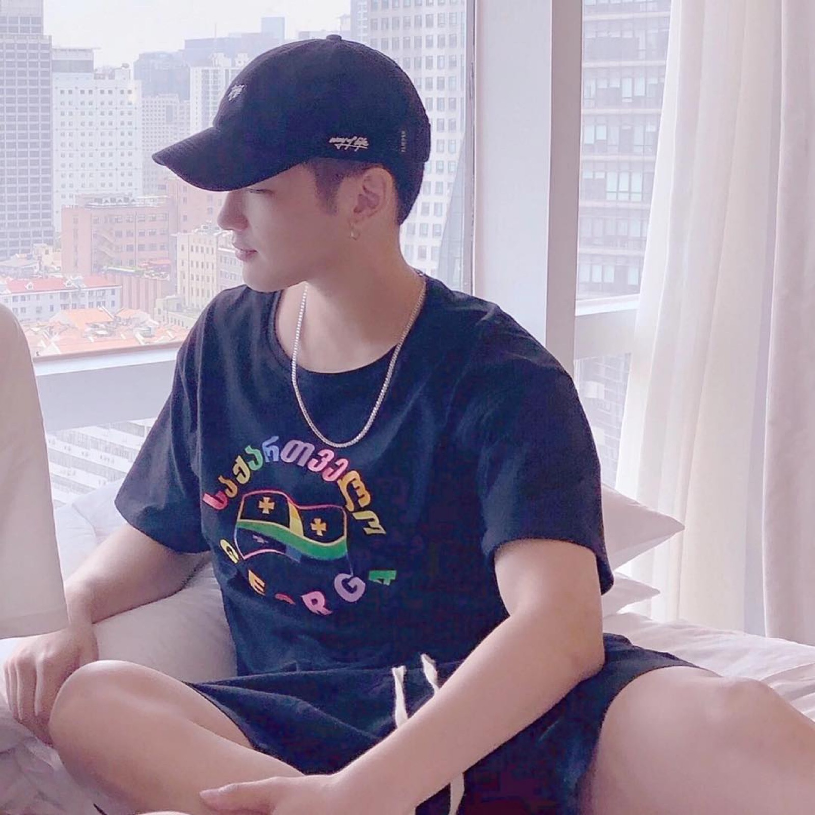 單人情侶的日常趣事，最新篇章