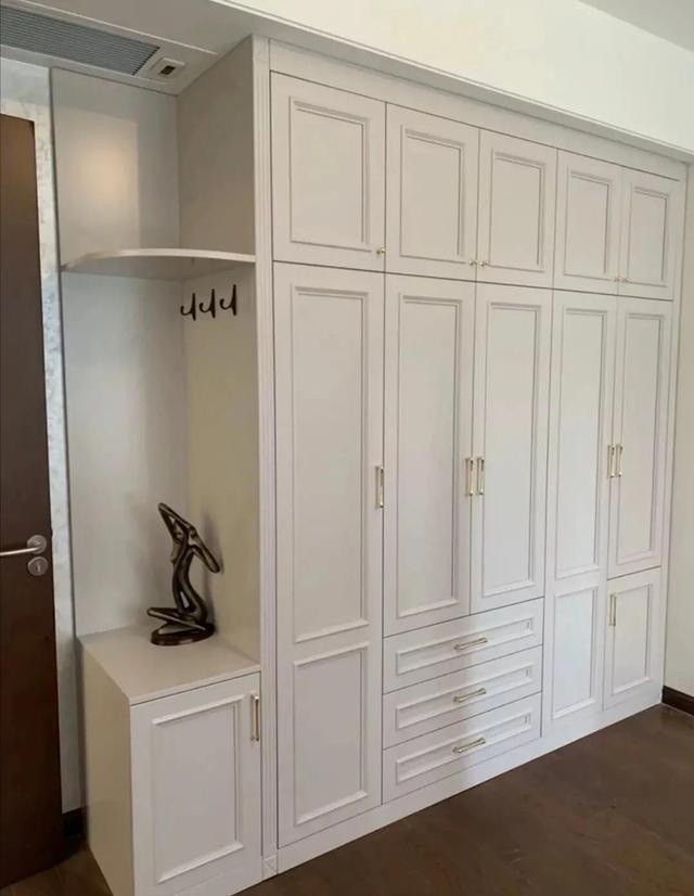 壁柜最新款安裝指南，最新壁柜款式及其安裝步驟詳解