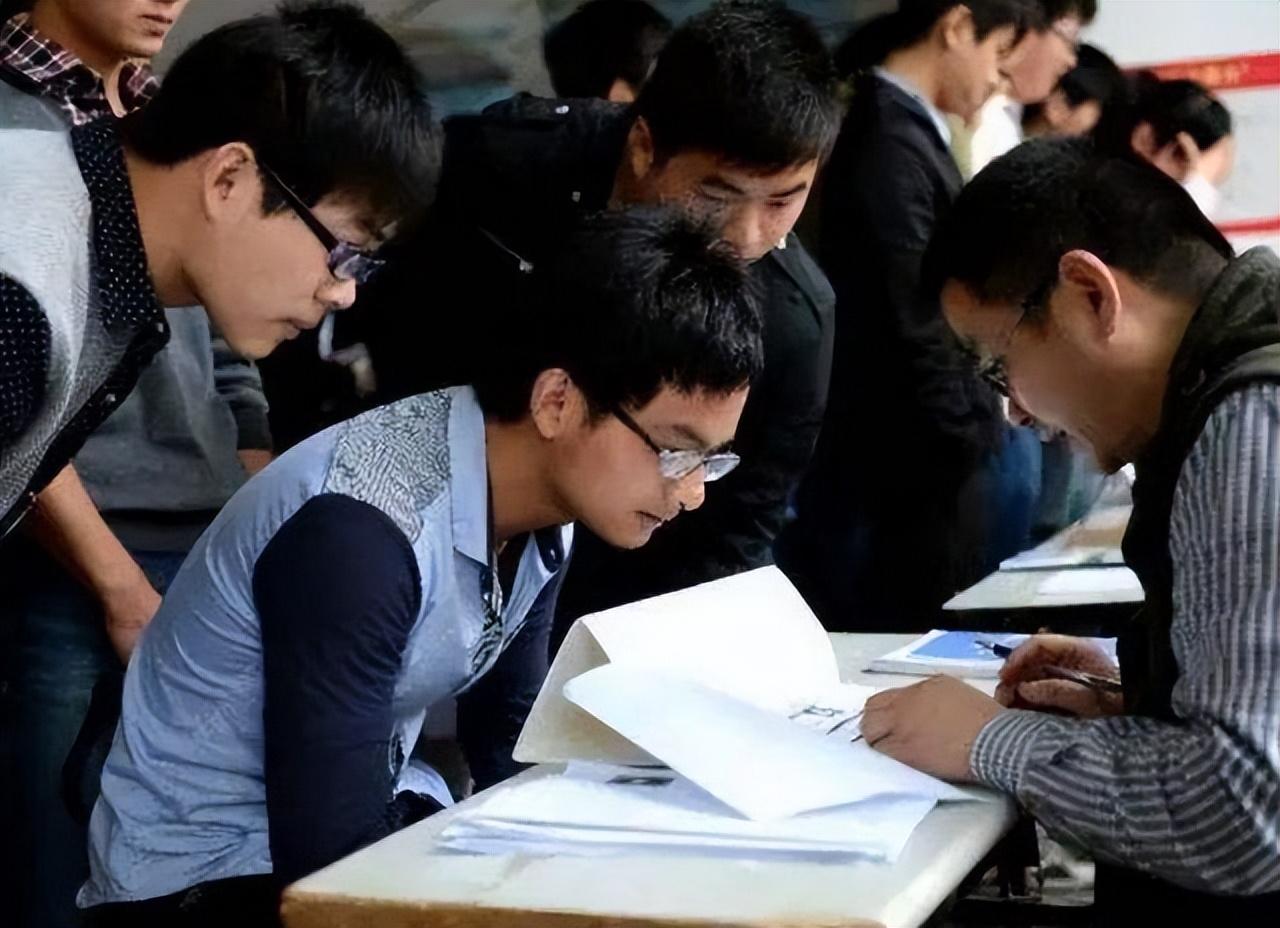 鐵路薪資改革邁入新時代，科技重塑未來，最新動態(tài)揭示變革趨勢