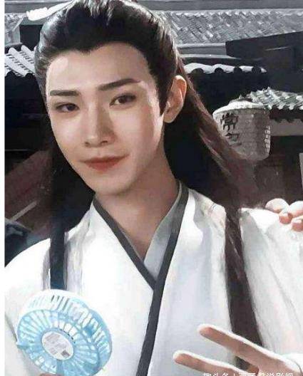 探尋舞臺與銀幕背后的藝術之旅，演員視鏡深度解析