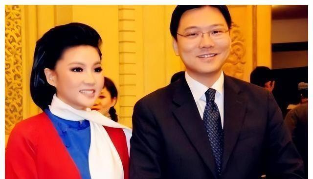 美國回國之旅，家的溫馨與友情奇遇的交織