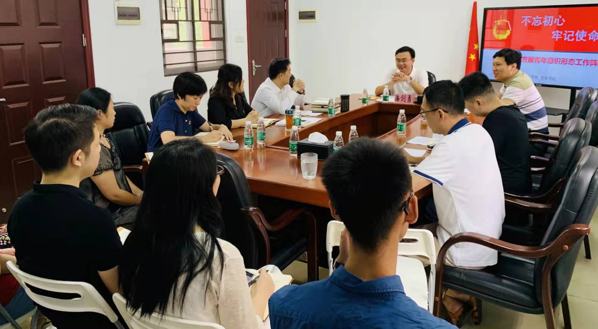 自然美景之旅，黨團課最新與內(nèi)心的平和寧靜探尋